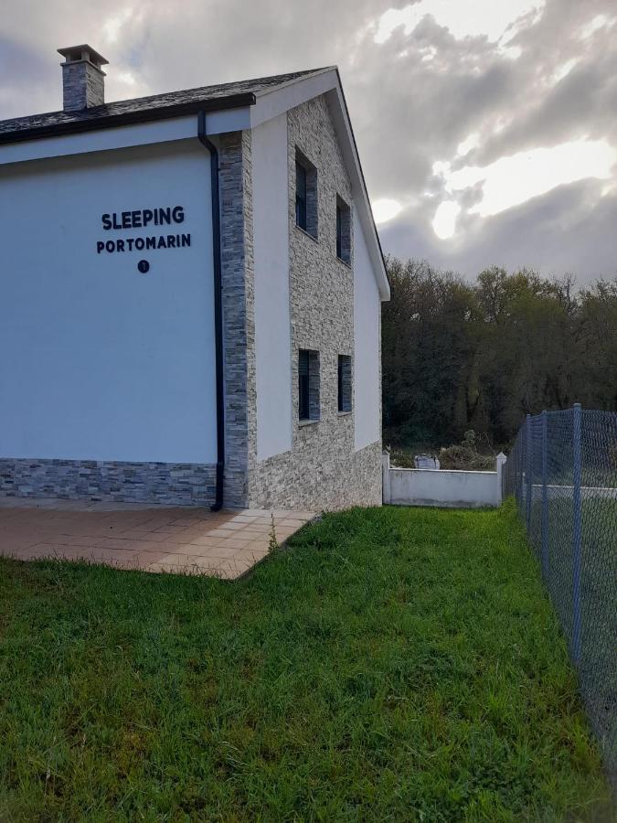 Sleeping Portomarin 1 Hotell Exteriör bild